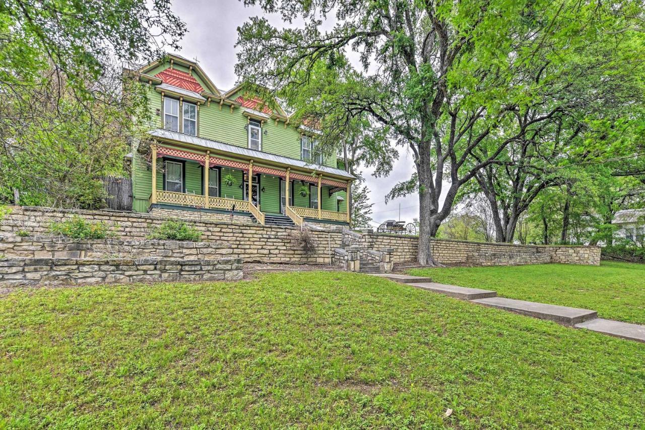 The Lilly House Historic Glen Rose Home With Porch! Ngoại thất bức ảnh